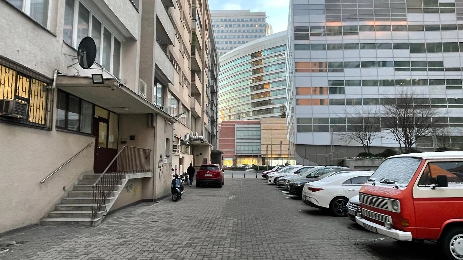 Emilka Z Widokiem Na Palac Kultury Warsaw Poland